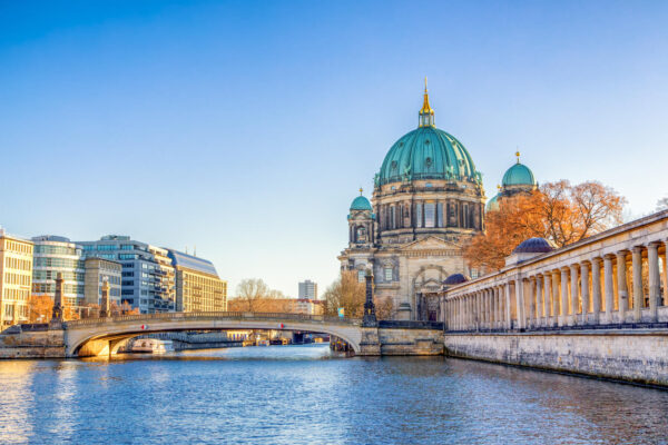 Best Prepaid Virtual eSIM for iPhones & other devices in Germany